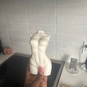 Body candle